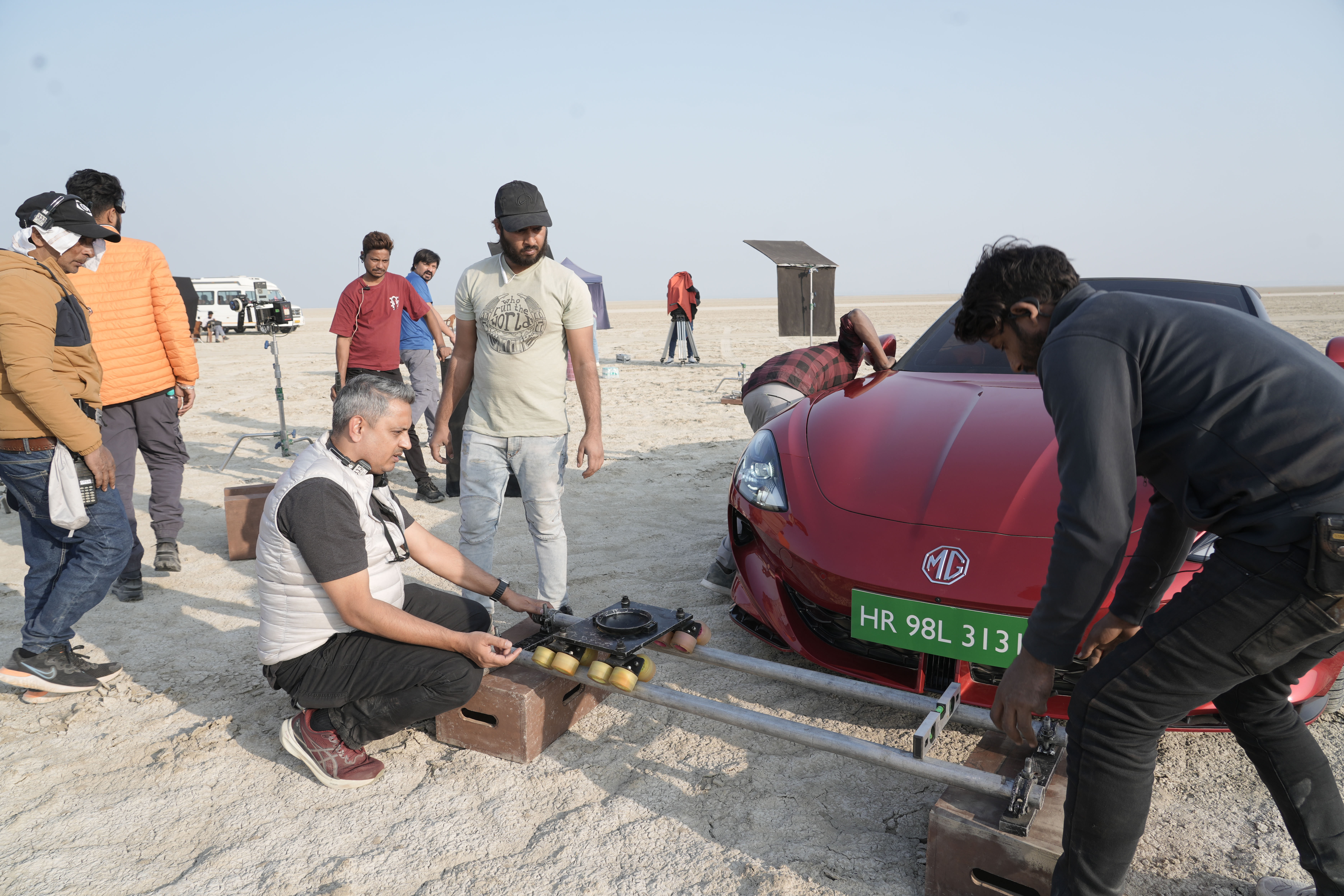 MG - CYBESTER - BTS